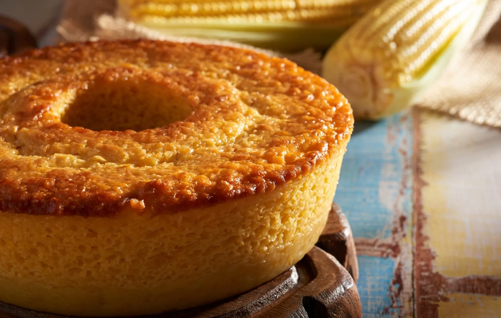 Bolo de farinha de milho amarela